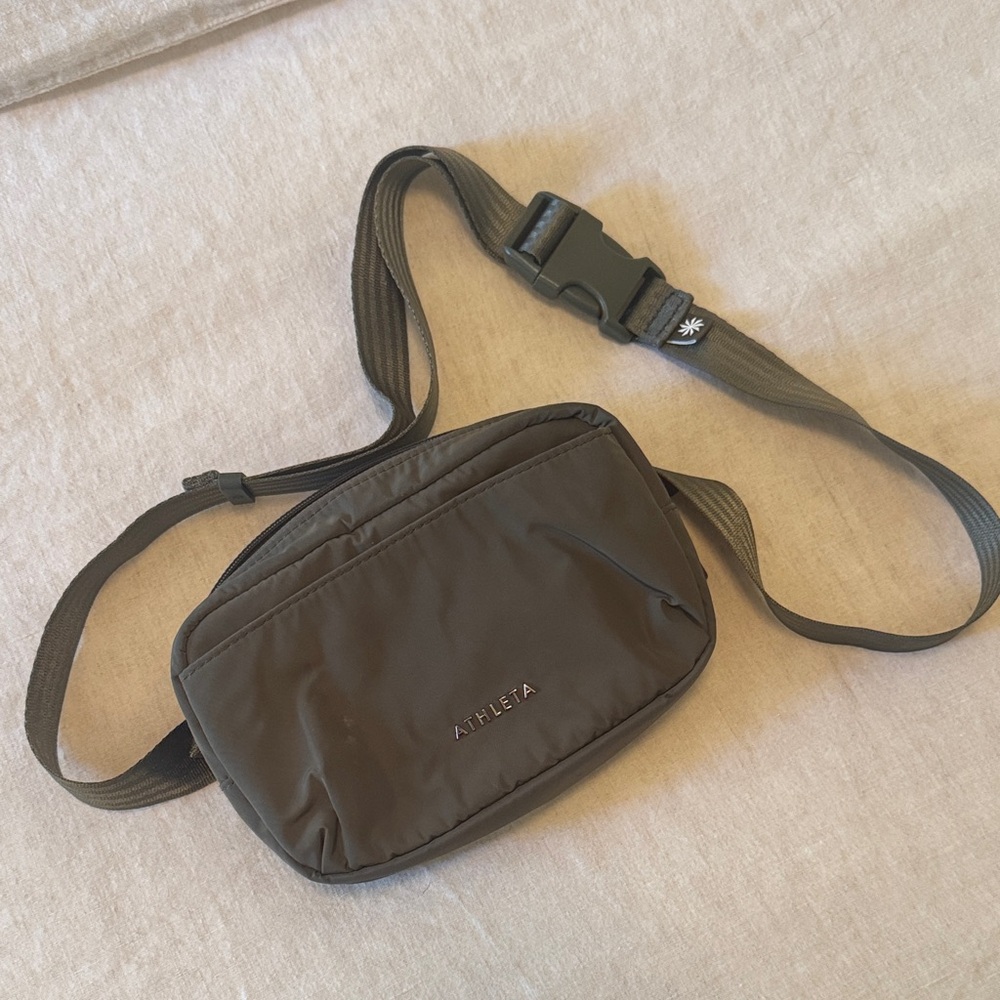 Athleta All About Small Crossbody Bag